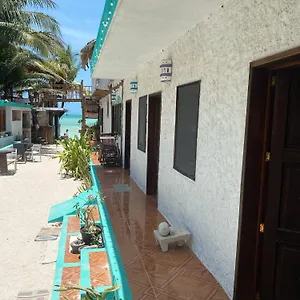 Casa Victor Avila Apartahotel Isla Holbox
