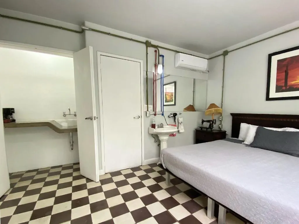 Vl Hotel Boutique Consulado Chapu גואדלחארה